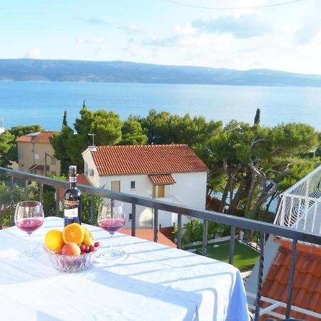 Beach Apartments Nemira Omiš Екстериор снимка