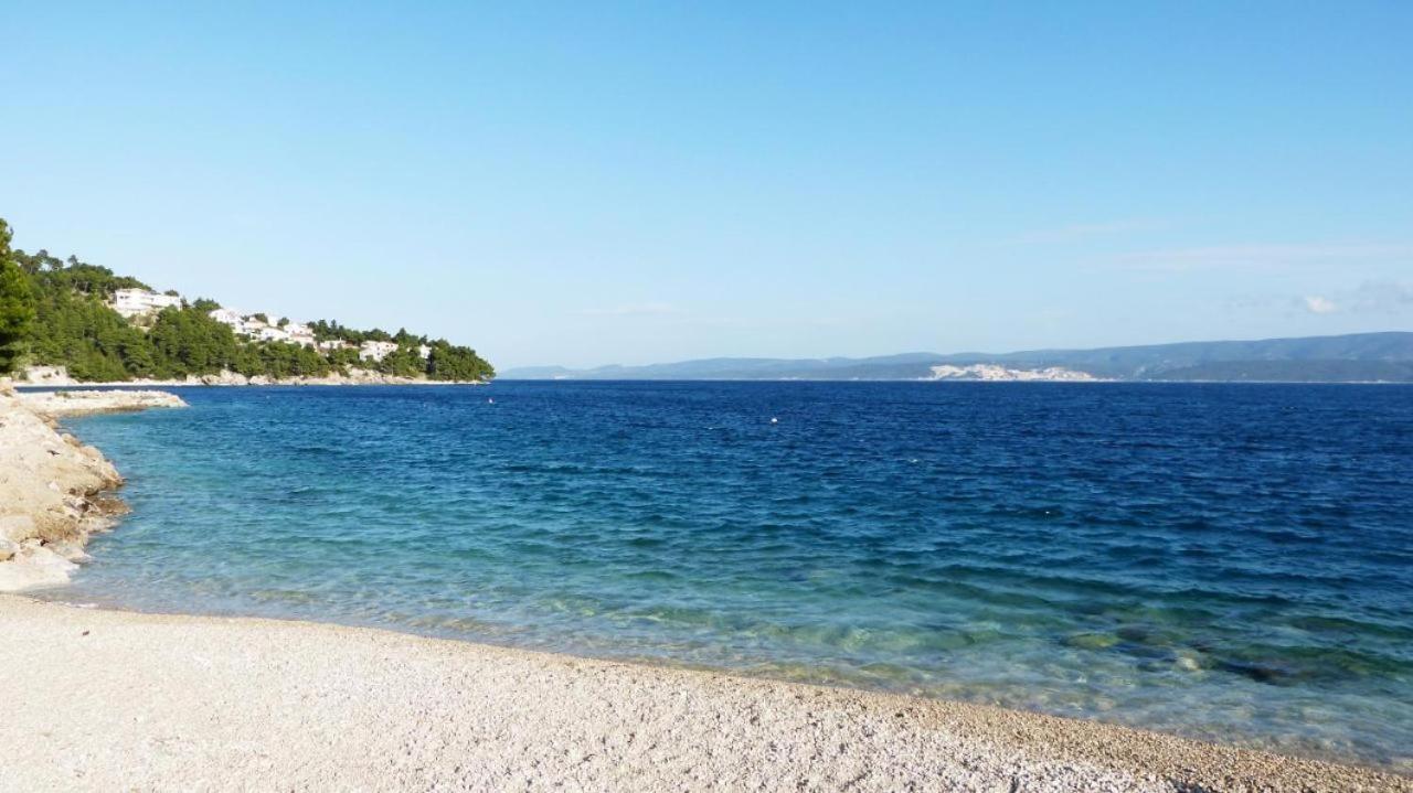 Beach Apartments Nemira Omiš Екстериор снимка