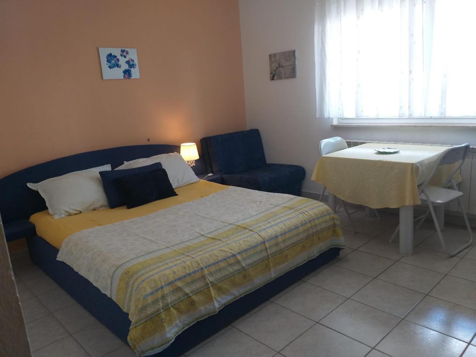 Beach Apartments Nemira Omiš Екстериор снимка