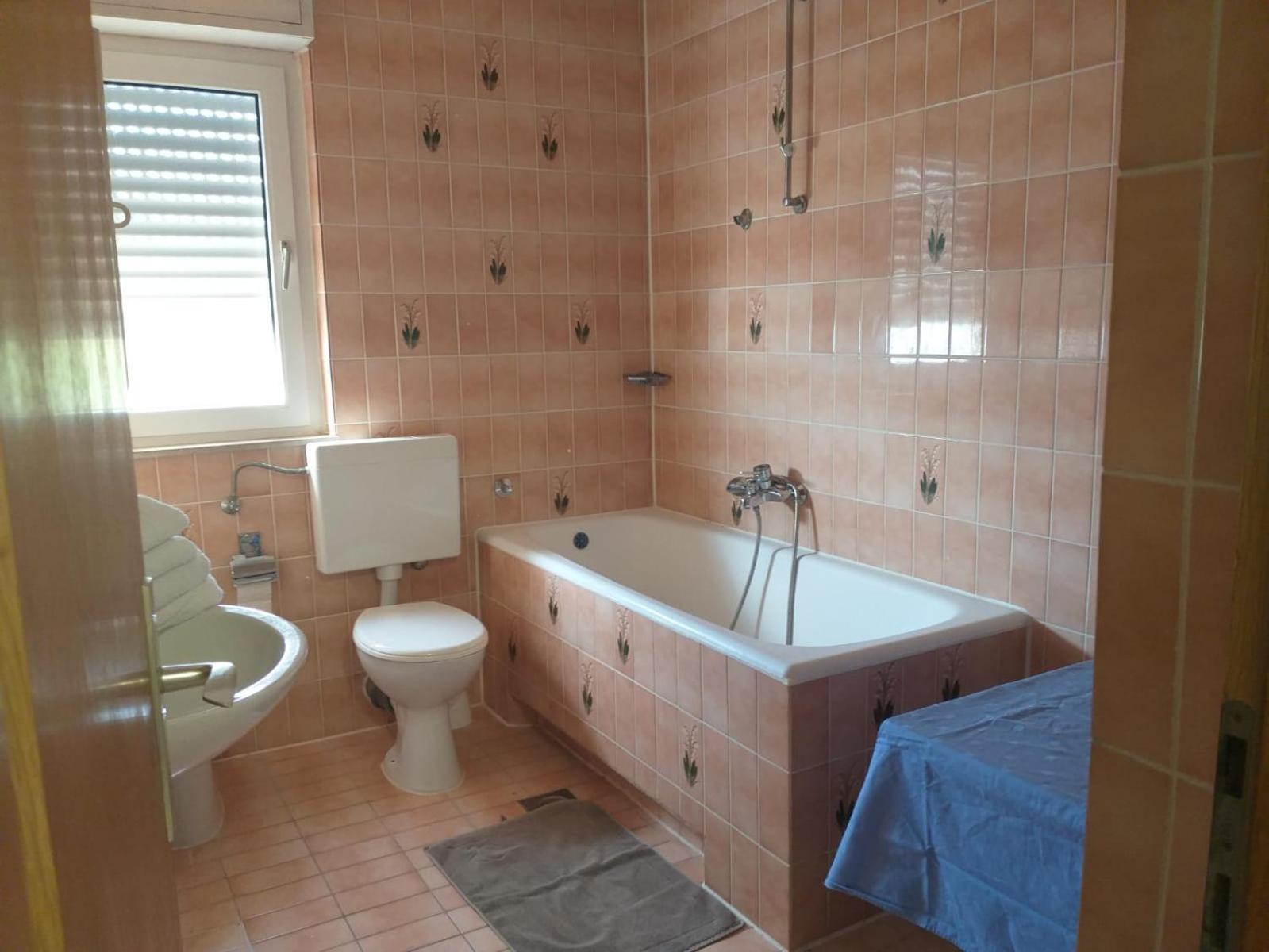 Beach Apartments Nemira Omiš Екстериор снимка