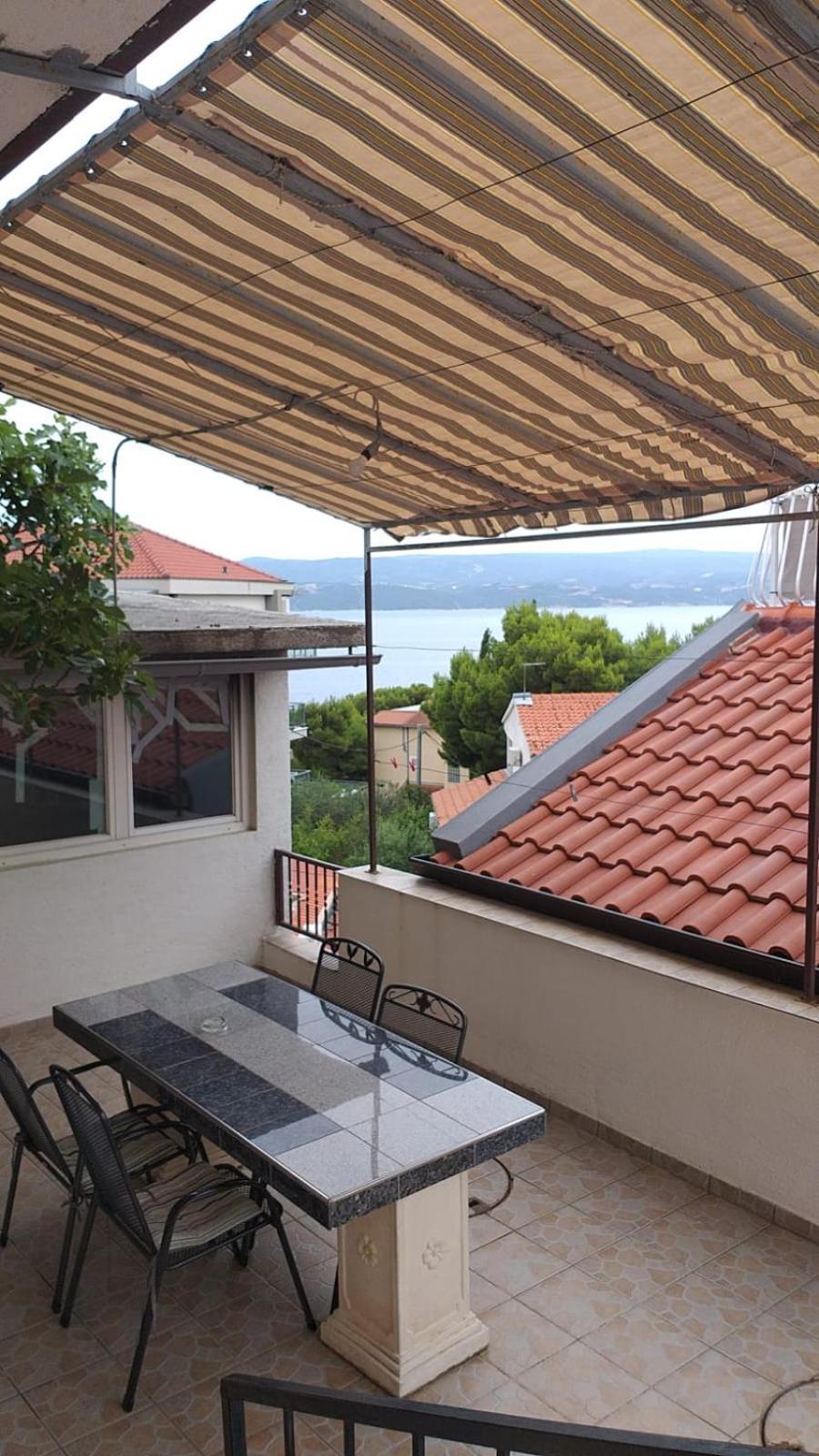 Beach Apartments Nemira Omiš Екстериор снимка